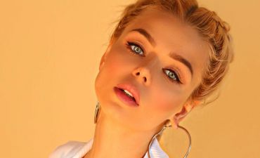 Алина Гросу