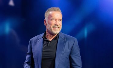 Арнольд Шварценеггер на сцене в Киеве