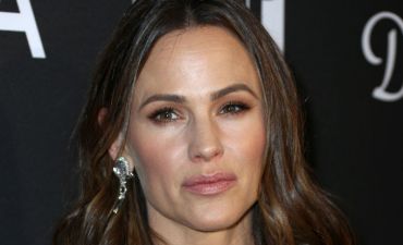 Дженнифер Гарнер