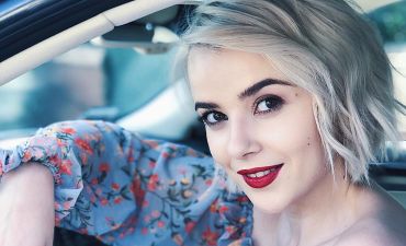 Мика Ньютон