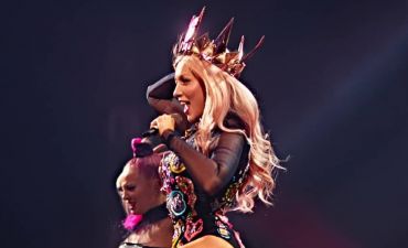 Оля Полякова