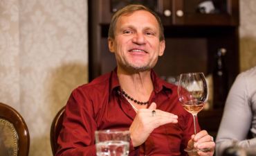 скрипка вино