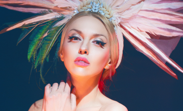 Оля Полякова