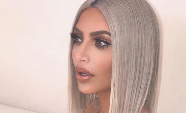 Не узнать: Ким Кардашьян показала себя до пластики