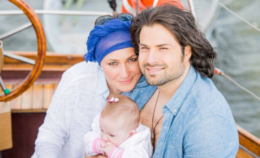 Алена Мозговая и Владимир Ткаченко с дочерью