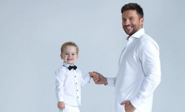 Сергей Лазарев путешествует с сыном Никитой и делится редкими фотографиями с ним