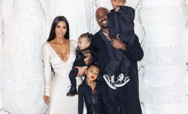 Ким Кардашьян с семьей