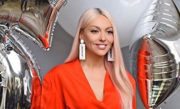 Оля Полякова