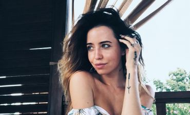 Надя Дорофеева в купальнике