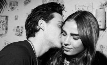 Бруклин Бекхэм с девушкой