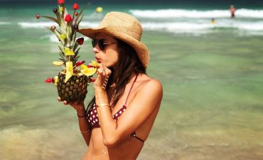 Алессандра Амбросио восхитила поклонников идеальной фигурой в бикини