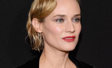 Диана Крюгер оказалась в центре внимания на Неделе моды в Париже