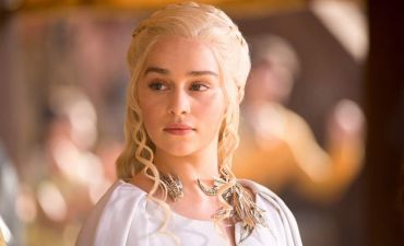 Эмилия Кларк