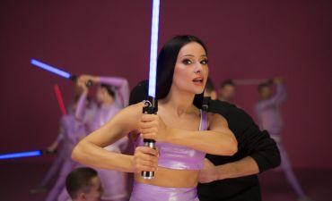 Необычный бит и манера исполнения: Злата Огневич удивила танцевальным треком