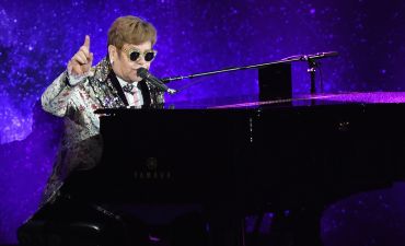 Элтон Джон покидает сцену ради мужа и детей: лучшие композиции артиста