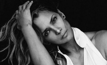 Холли Берри