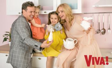 Лилия Ребрик и Андрей Дикий с дочками