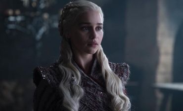 Эмилия Кларк