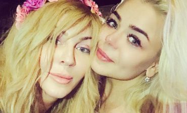 Алина Гросу с Ириной Билык