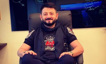 Михаил Галустян