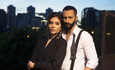 Андрей Кише обнимает незнакомку