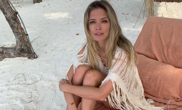 Вера Брежнева в купальнике