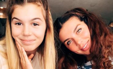 Анна Седкова с дочерью Алиной