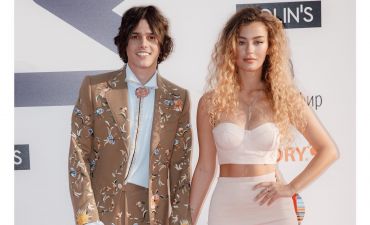 Alekseev и Ульяна Синецкая