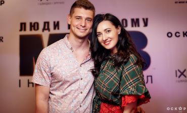 Дмитро Ступка, Яна Клочкова, Анна Трінчер на прем'єрі фільму "Люди в чорному: Інтернешнл"