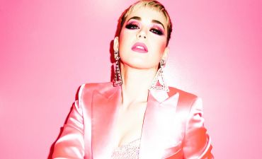 Кэти Перри удивила выбором наряда