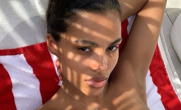 Тина Кунаки