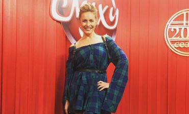 Только спорт! Елена Кравец поддерживает форму после рождения двойни в спортзале