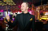 Артем выбрал отметил 33-летие