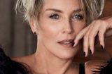 Впечатляет: 59-летняя Шэрон Стоун разделась для обложки журнала