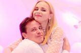 Вот это гибкость: Лилия Ребрик сделала шпагат... стоя!