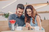 7 цікавих ідей, що подарувати коханій дівчині на 8 березня