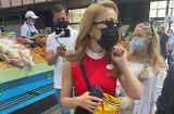Стильная везде и всегда: Тина Кароль в Louis Vuitton сходила на базар в Казахстане