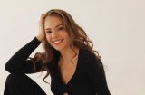 модель