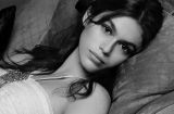 Какие ноги! Кайя Гербер блистает в фотосессии Chanel