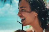 Пляжный соблазн: Ирина Шейк засыпала сеть фотографиями в бикини