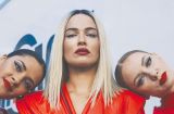 Даша Астафьева шокировала публику страстными поцелуями с двумя девушками
