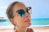 Катя Осадчая показала синее белье в прозрачном платье