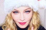 Счастливая мама! Мадонна показала рождественское фото с детьми