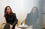 Как же ей идет этот цвет! Кейт Миддлтон вышла на публику в изумрудном платье