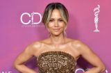 Ей действительно 52? Холли Берри восхитила эффектным появлением на красной дорожке