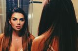 В пиджаке и чулках: Анна Седокова взбудоражила сеть сверхоткровенным нарядом