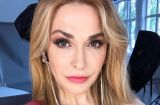 Какая красивая семья! Ольга Сумская позирует с мужем и двумя дочерьми