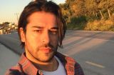 Так трогательно: Бурак Озчивит показал первое фото с новорожденным сыном