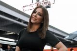 Словно Дюймовочка: Ани Лорак выглядит очень исхудавшей на новых фото
