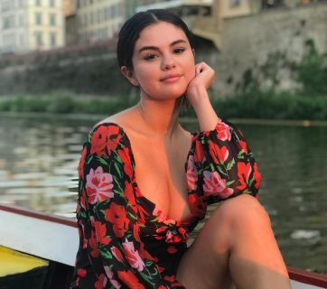 Селена Гомес
